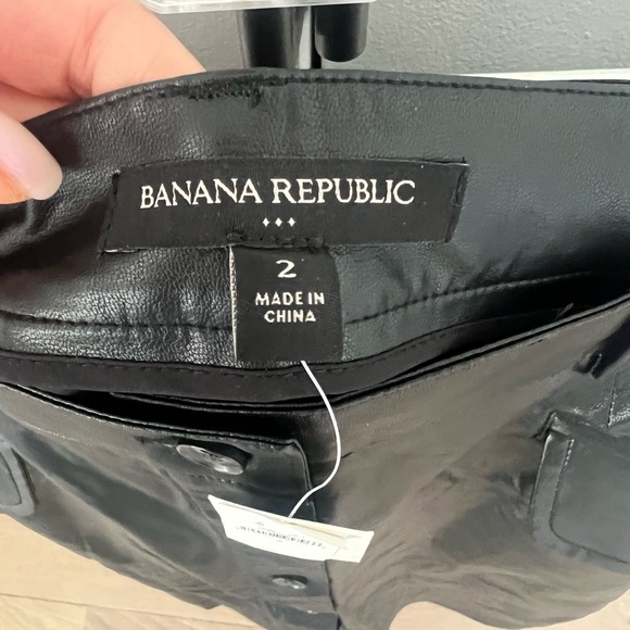Banana Republic NWT Vegan Leather Midi Skirt (2) - Picture 12 of 12